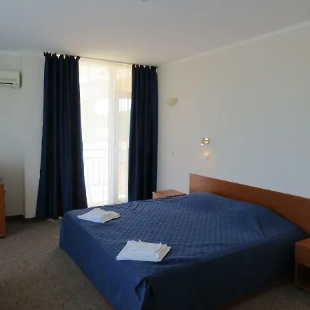 Отель Royal Beach Созополь