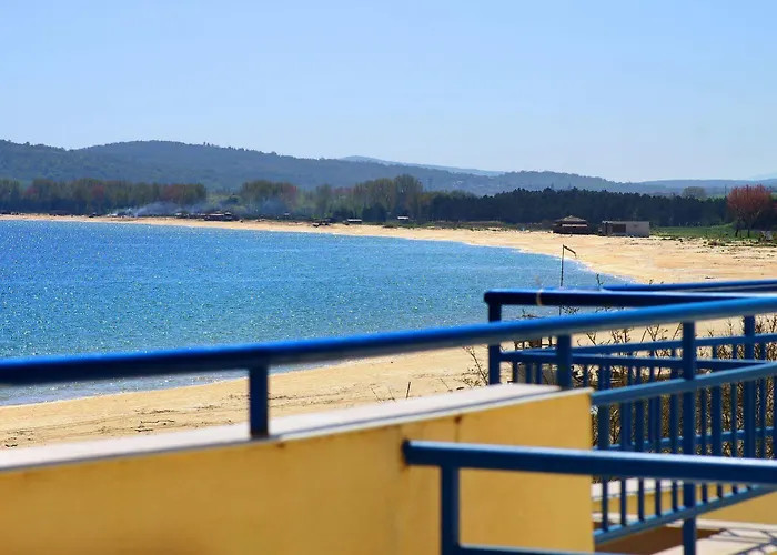 Отель Royal Beach 3*